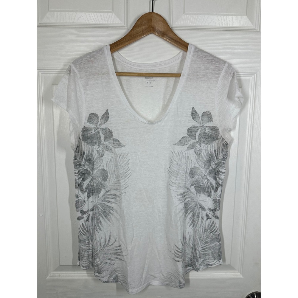 Old Navy T-Shirt Womens L White Relaxed Tropical Floral V-Neck Cap Sleeve Top